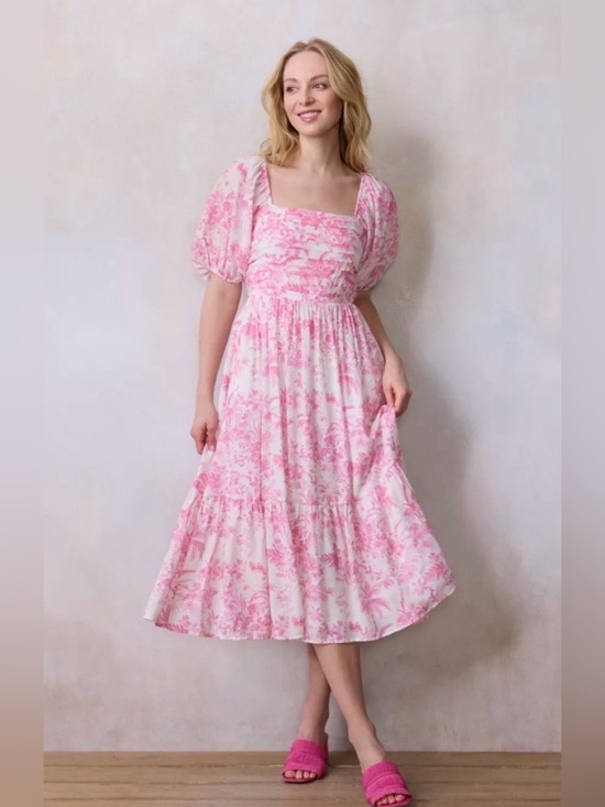 LC Lauren Conrad Dresses & Skirts - NEW…LC Lauren Conrad Pink Floral Tropical Maxi Dress